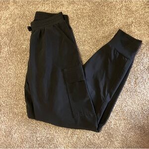 Kyodan girls cargo joggers size 7/8 black